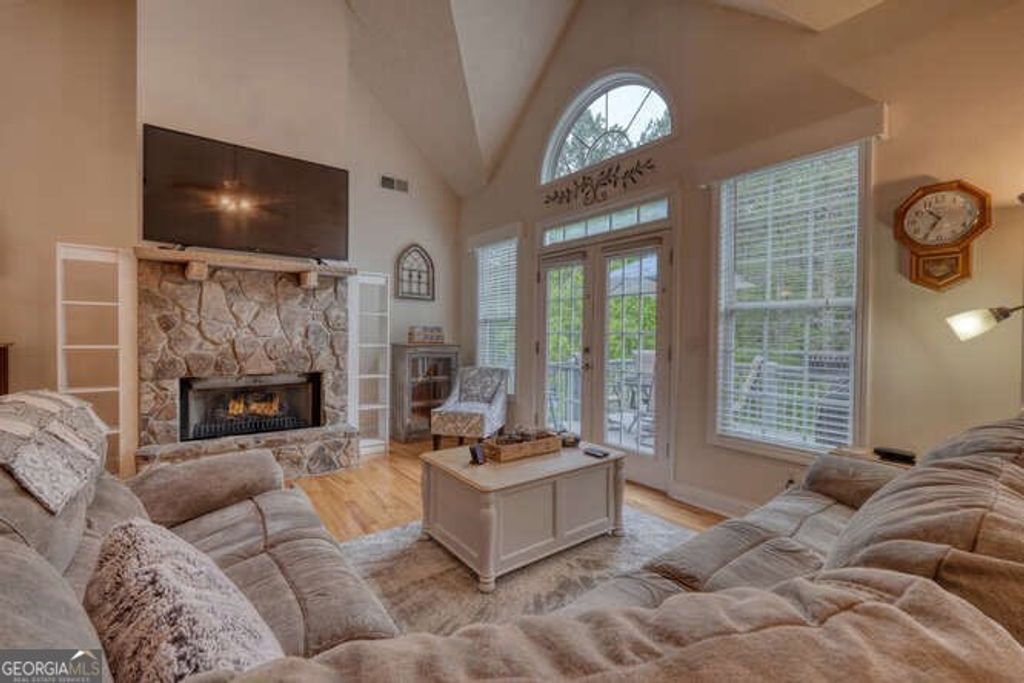 Photo of 302 Brook Green Court, Blairsville, GA 30512 (MLS # 10672830)