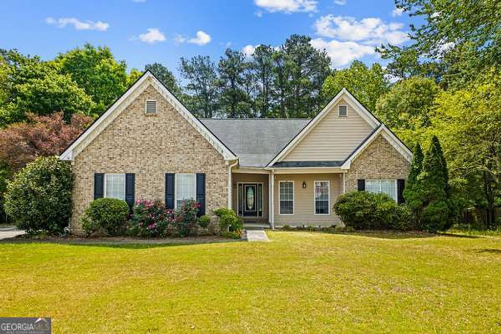 Photo of 3785 Brushy Wood Drive, Loganville, GA 30052 (MLS # 10741284)