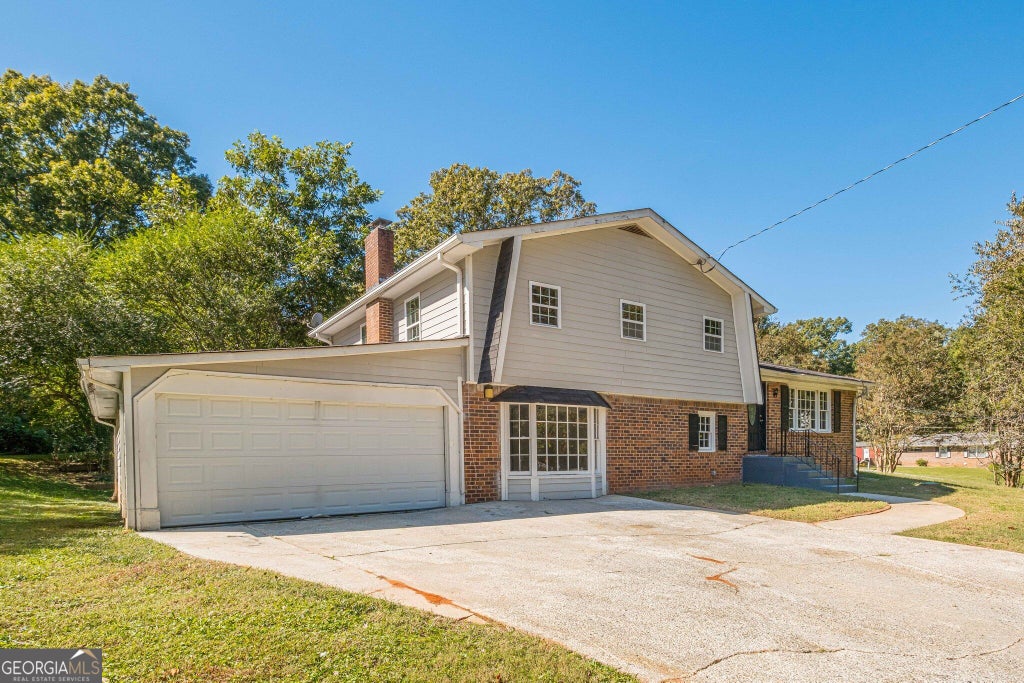 Photo of 1798 Dogwood Court, Snellville, GA 30078 (MLS # 10826224)