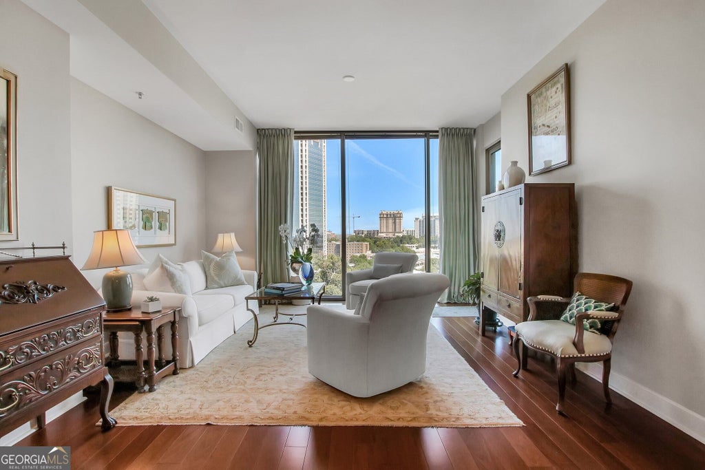 Photo of 2795 Peachtree Road NE #1205, Atlanta, GA 30305 (MLS # 10837717)
