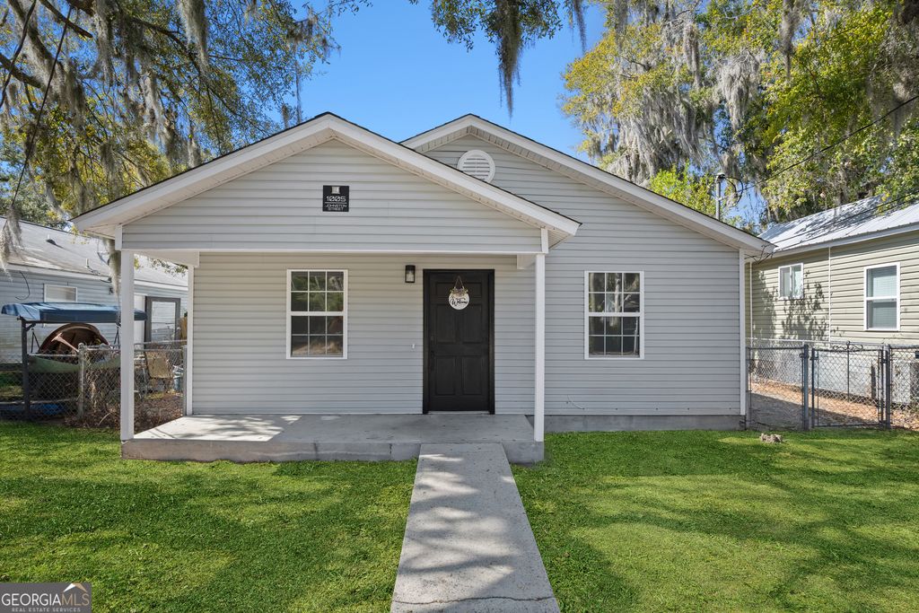 Photo of 1005 Johnston Street, Brunswick, GA 31520 (MLS # 10701942)