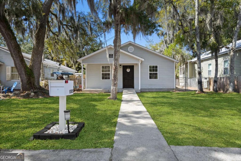 Photo of 1005 Johnston Street, Brunswick, GA 31520 (MLS # 10701942)