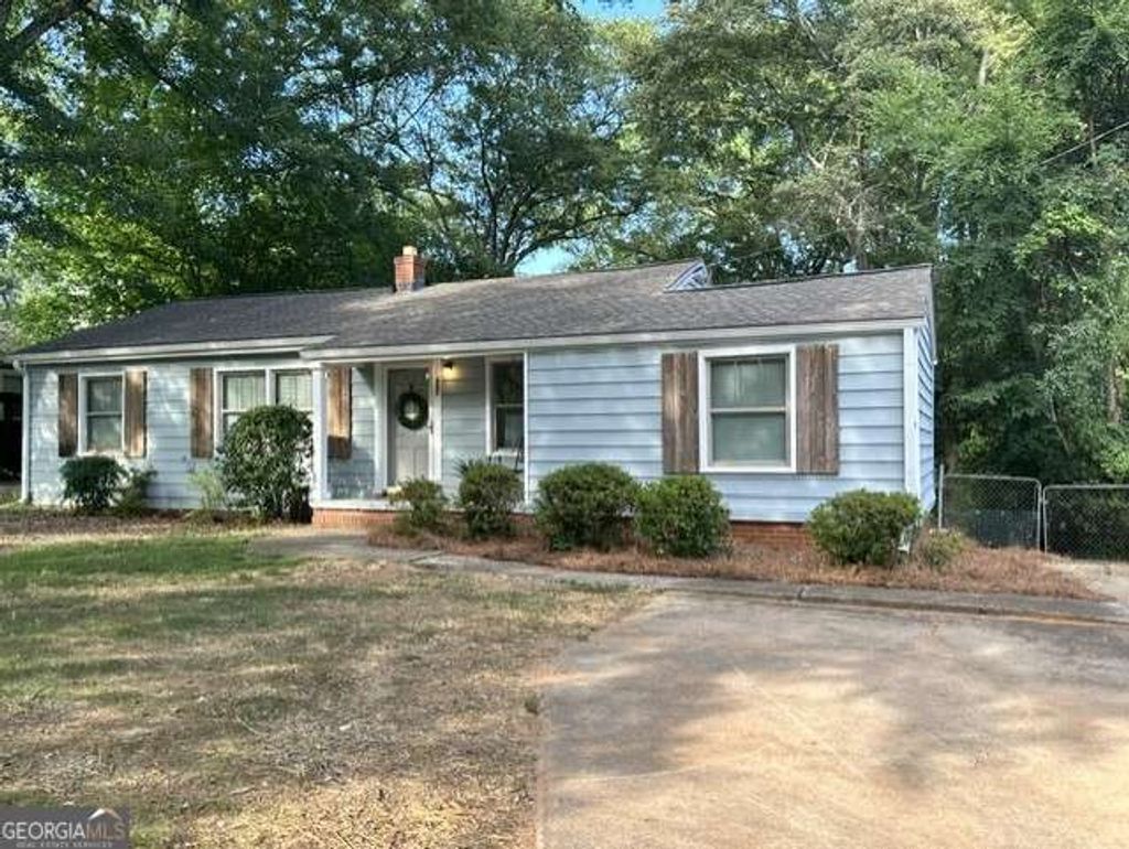 Photo of 680 Belvoir Heights, Athens, GA 30606 (MLS # 10799088)