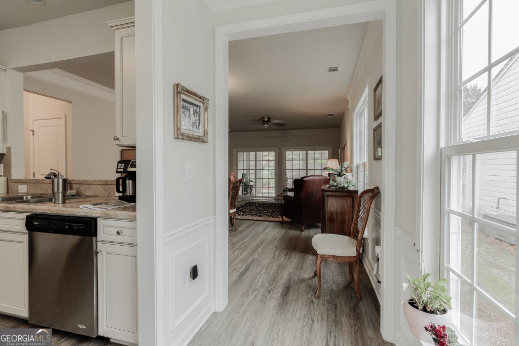 Photo of 6627 Autumn Ridge Way, Hoschton, GA 30548 (MLS # 10788044)