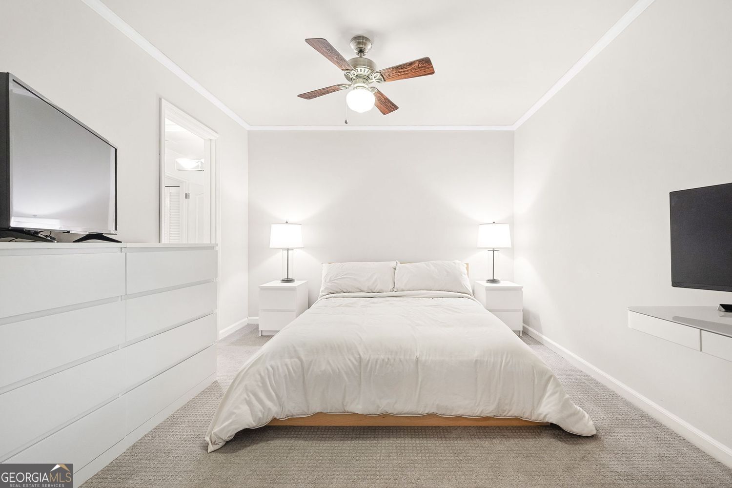 Sandy Springs, Georgia 30342, United States, 2 Bedrooms Bedrooms, ,3 BathroomsBathrooms,Residential,Active,148689