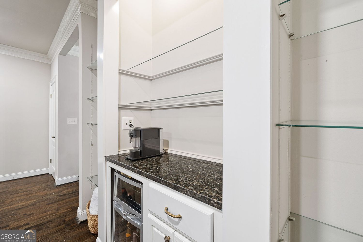 Sandy Springs, Georgia 30342, United States, 2 Bedrooms Bedrooms, ,3 BathroomsBathrooms,Residential,Active,148689