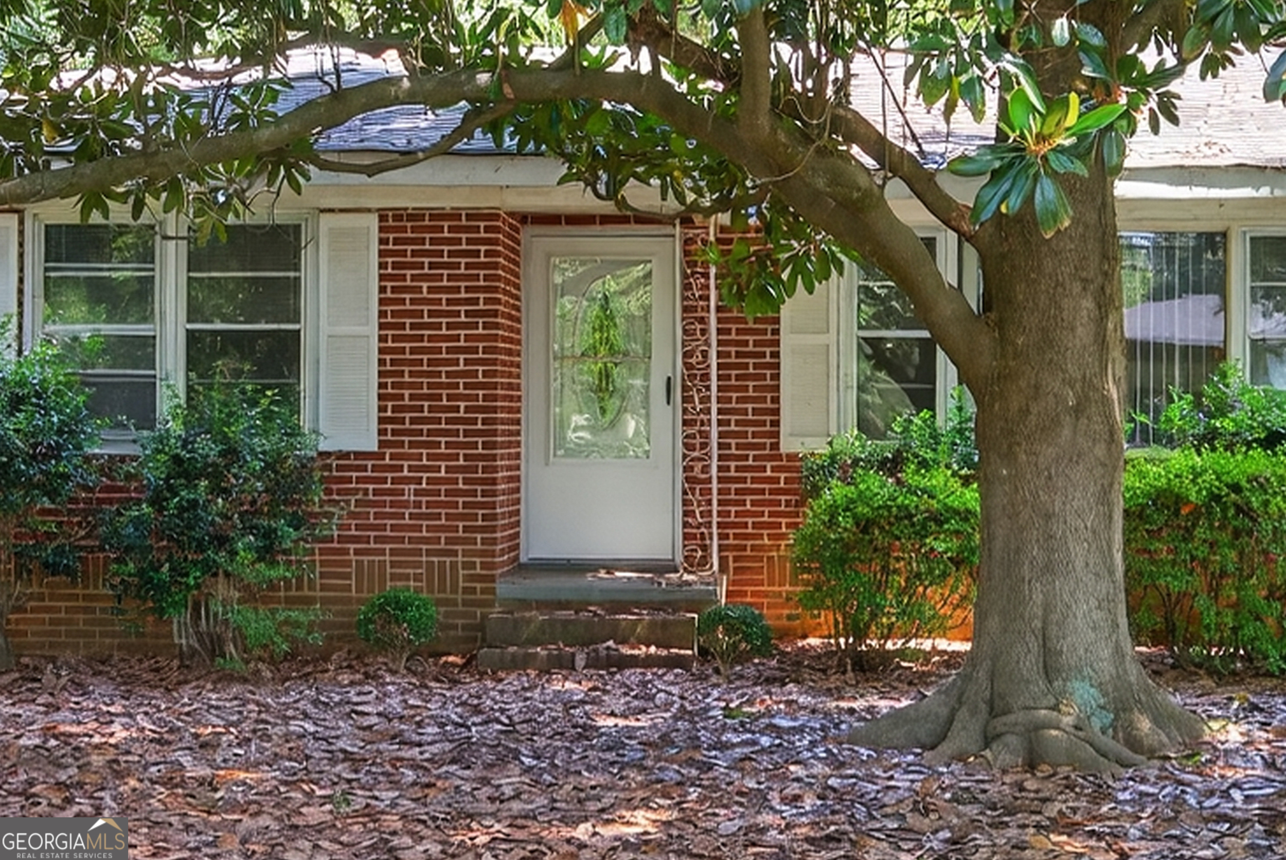 2850 cherokee RD