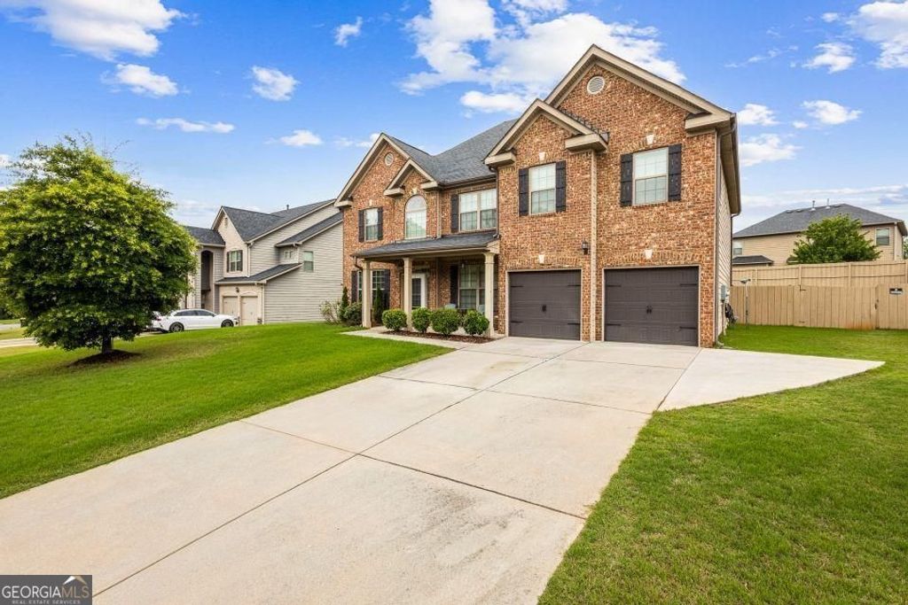 Photo of 425 Sawgrass View, Fairburn, GA 30213 (MLS # 10772411)