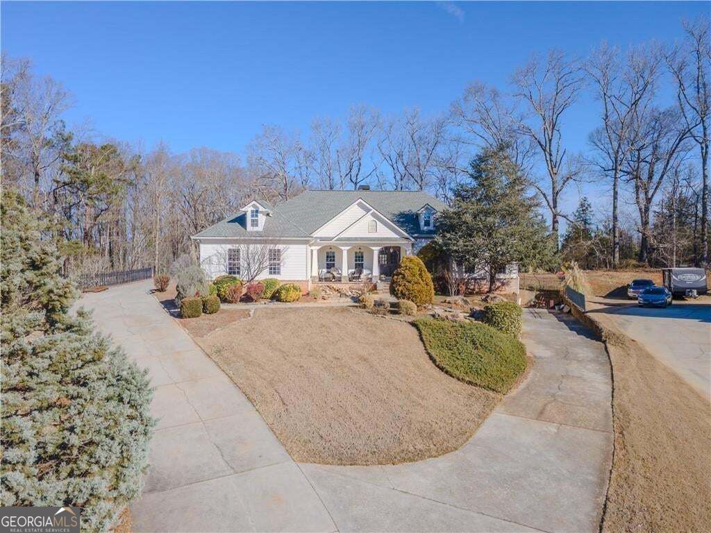 410 Caldwell LN