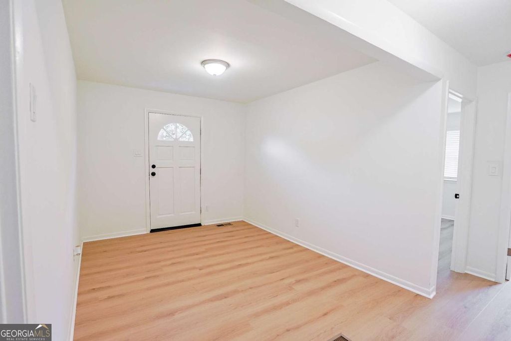 Photo of 252 Whitworth Drive SW, Atlanta, GA 30331 (MLS # 10772105)