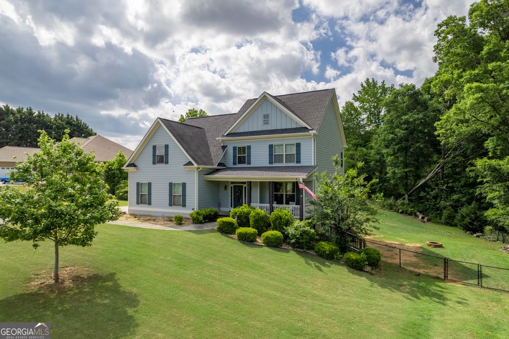 Photo of 805 Anne Court, Covington, GA 30014 (MLS # 10758957)