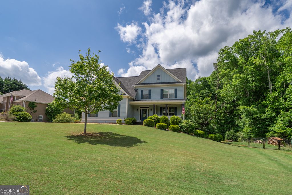 Photo of 805 Anne Court, Covington, GA 30014 (MLS # 10758957)