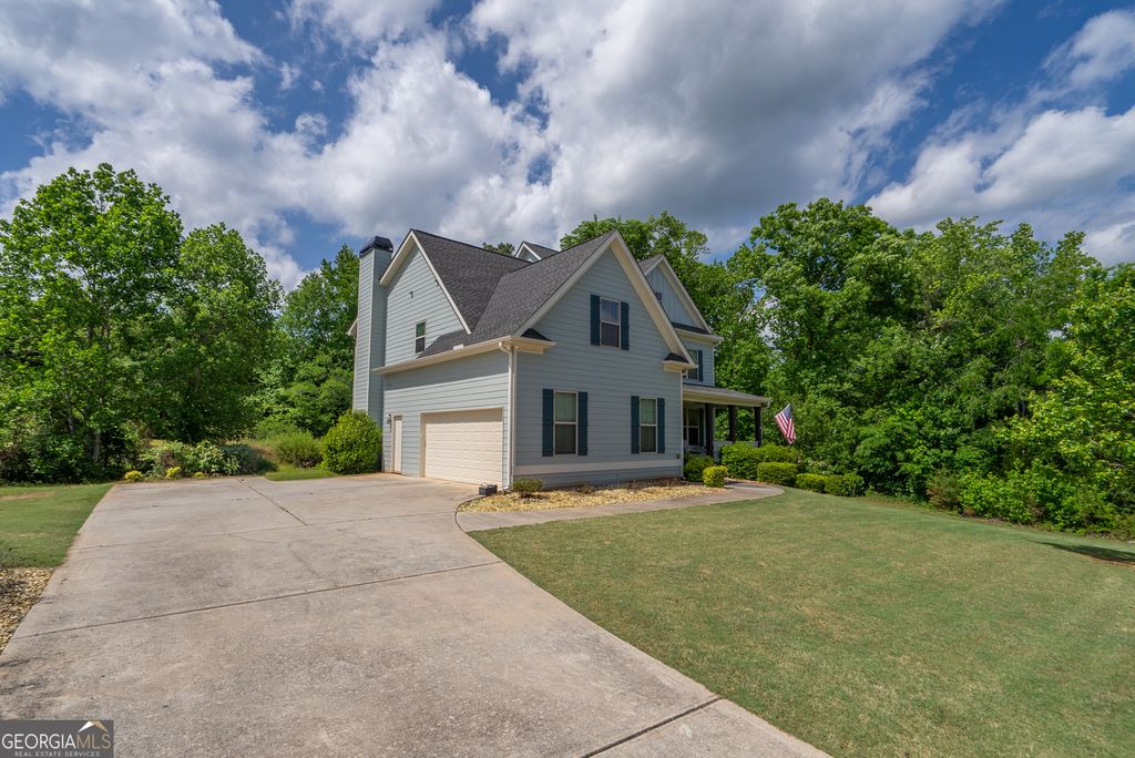 Photo of 805 Anne Court, Covington, GA 30014 (MLS # 10758957)