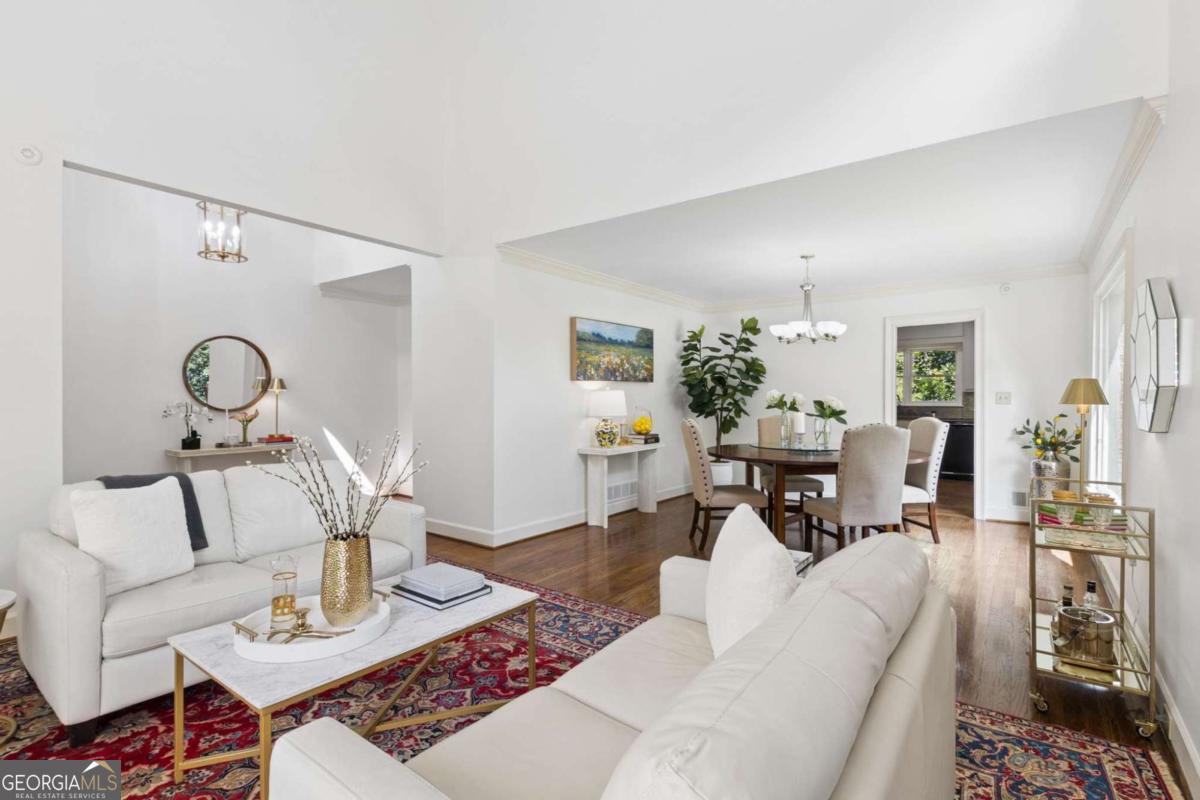 440 Greenlaurel DR