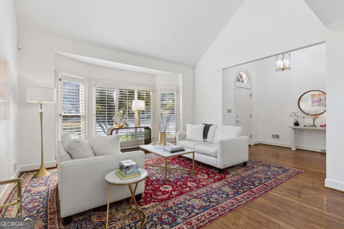 440 Greenlaurel DR