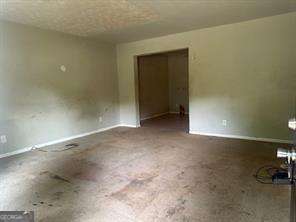 4911 Martins Crossing RD