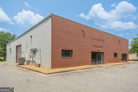 2600 Mathews ST SE Smyrna GA 30080
