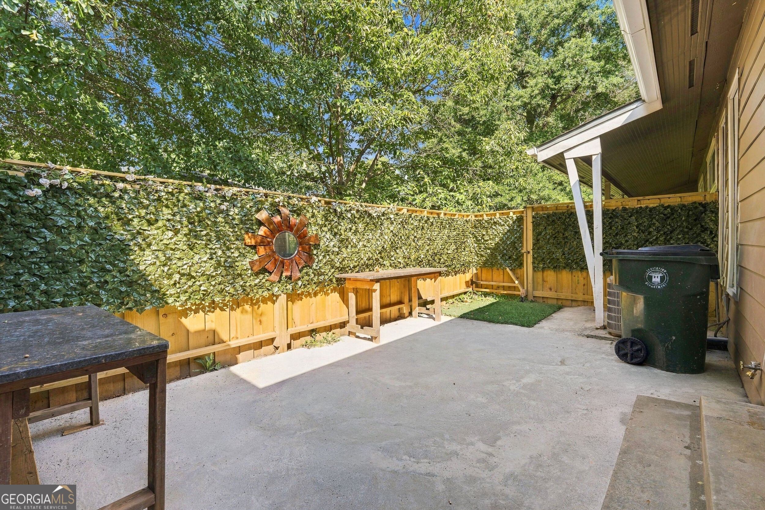 3153 Shallowford RD NE