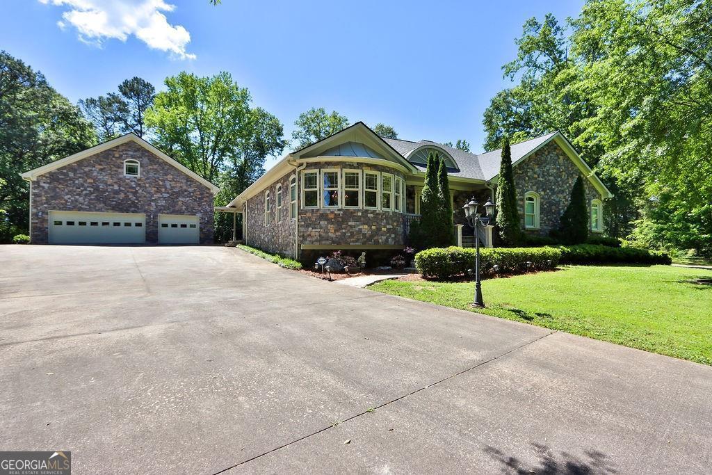 Wood Wynn - Residential