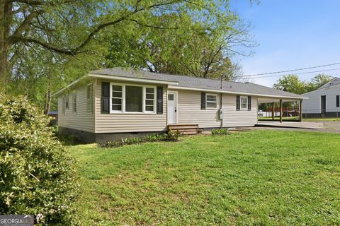 Photo of 168 Moore St, Trion, GA 30753 (MLS # 10727900)