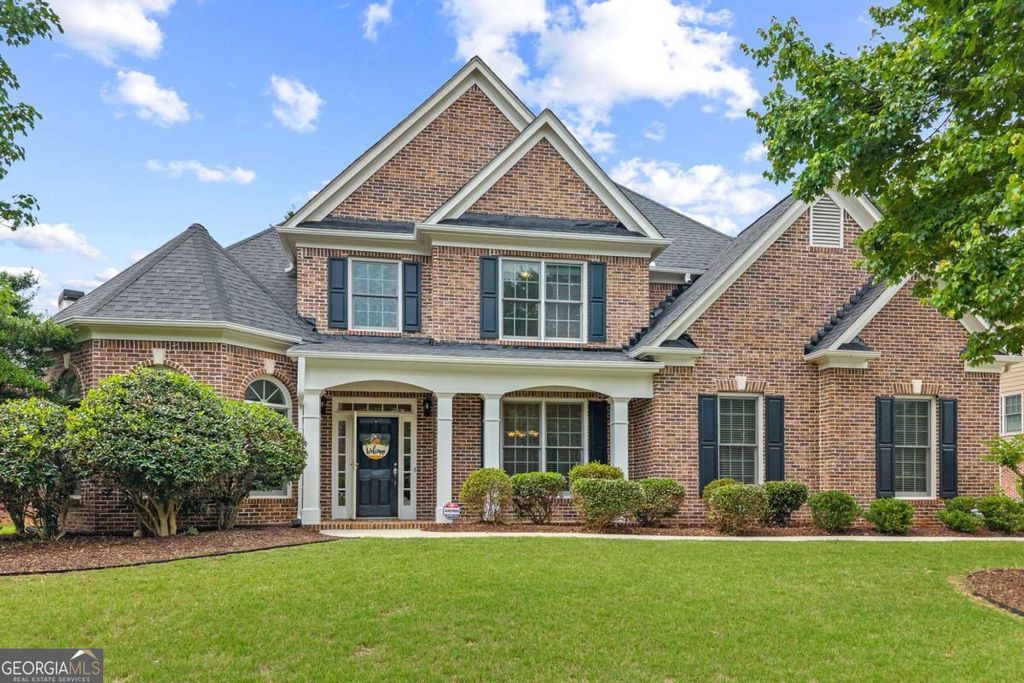 Photo of 1747 Rosehedge Way NW, Kennesaw, GA 30152 (MLS # 10769985)