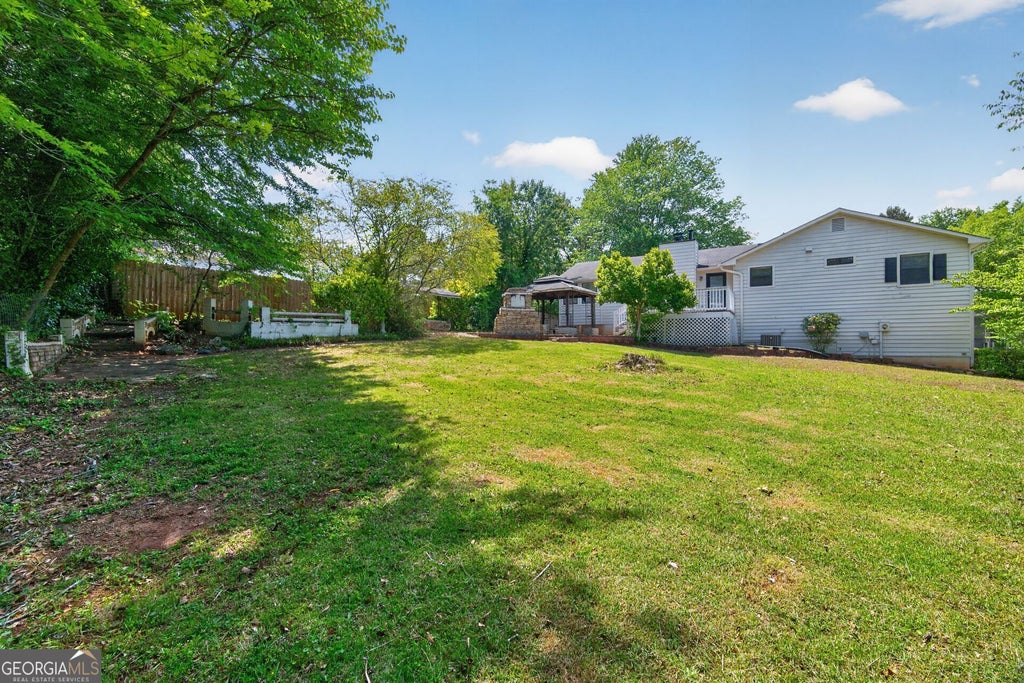 Photo of 2693 Hawk Drive, Marietta, GA 30066 (MLS # 10774098)