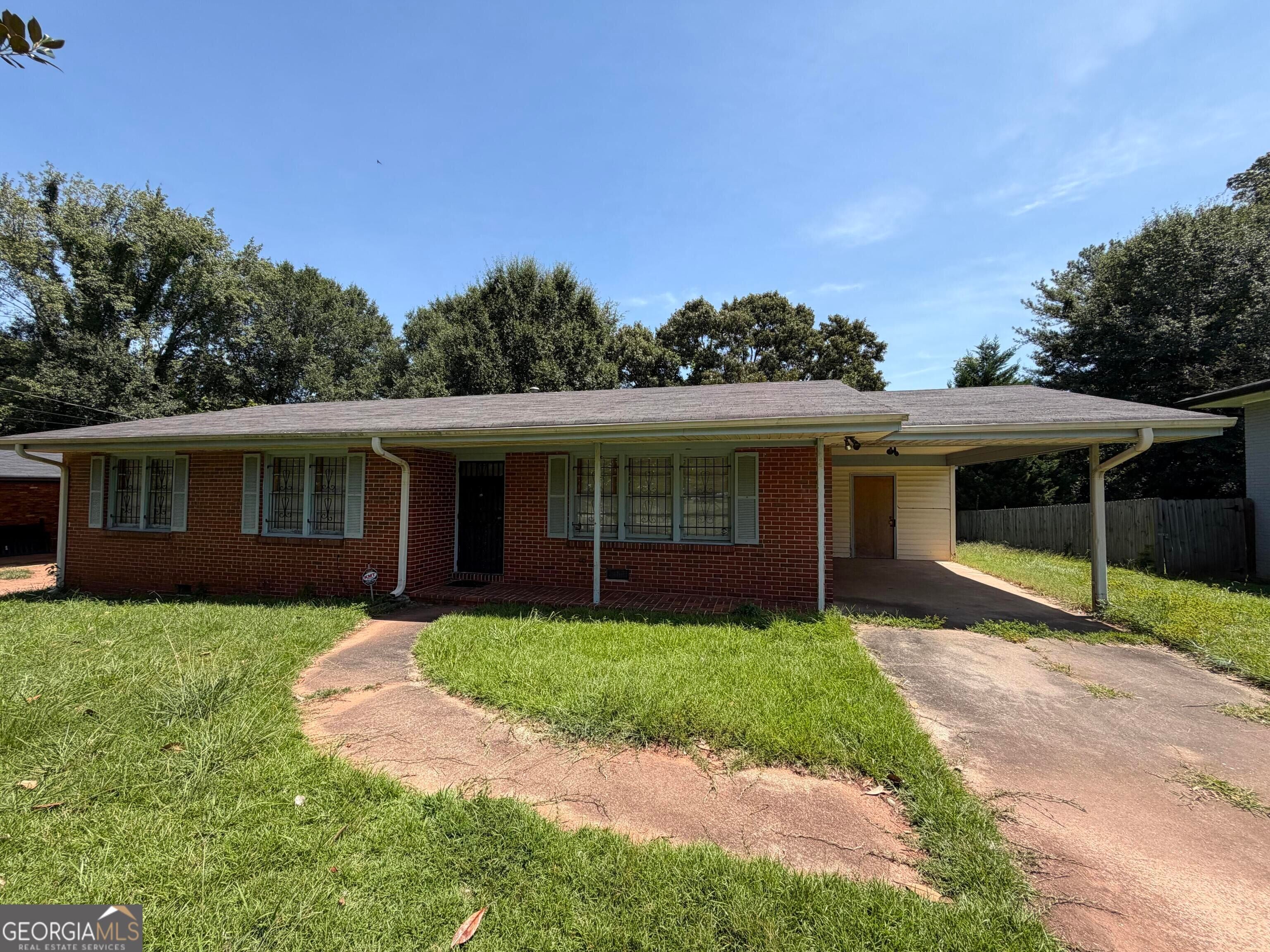 2578 Boulder RD SE
