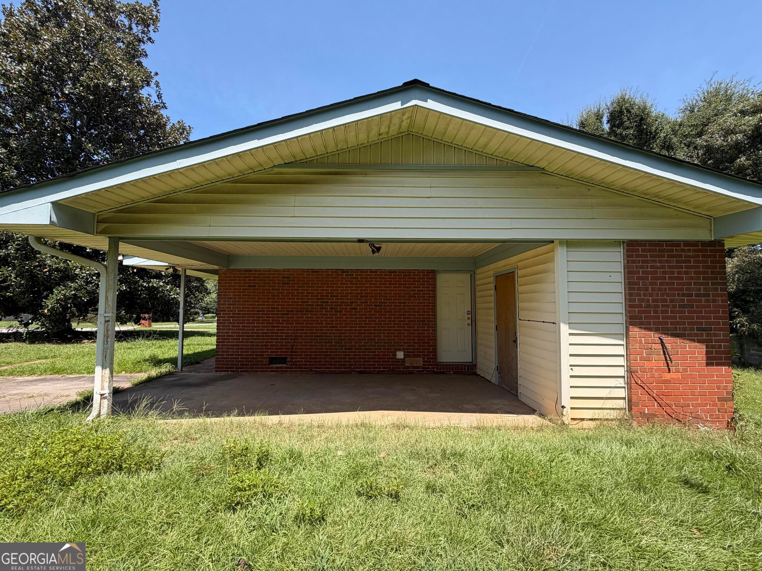 2578 Boulder RD SE