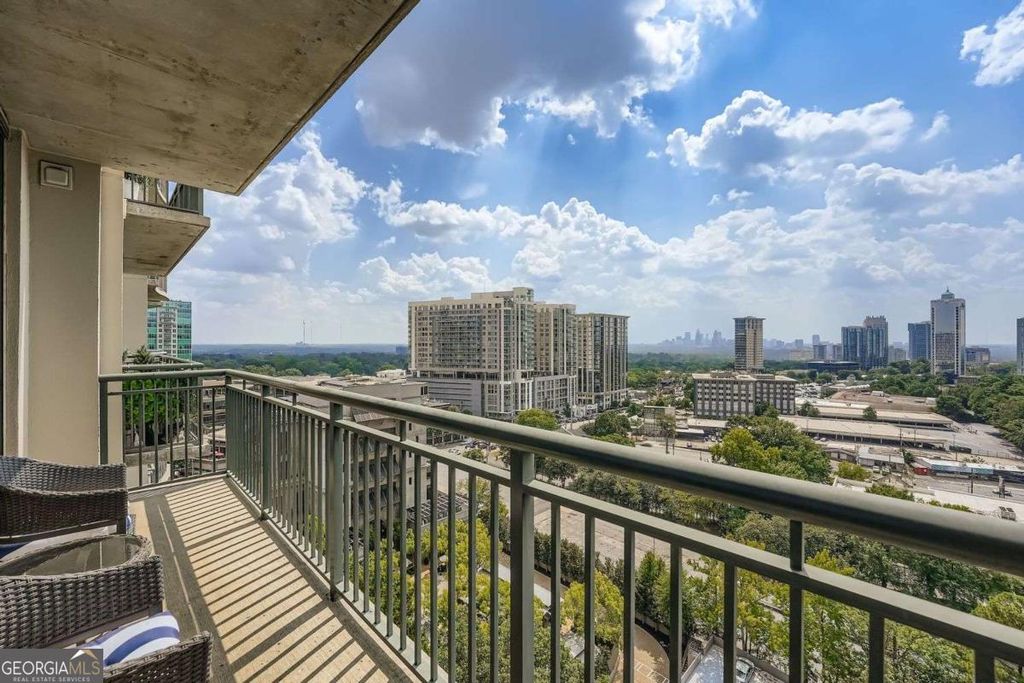 Photo of 3040 Peachtree Road NW #1310, Atlanta, GA 30305 (MLS # 10720557)