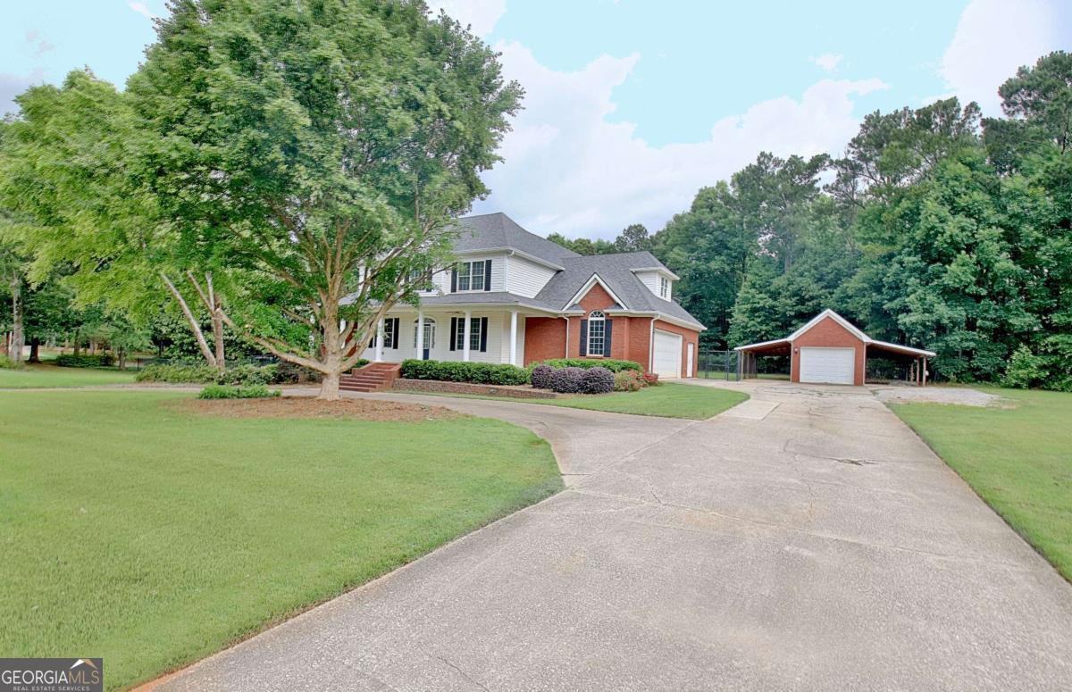375 Williamsburg CIR
