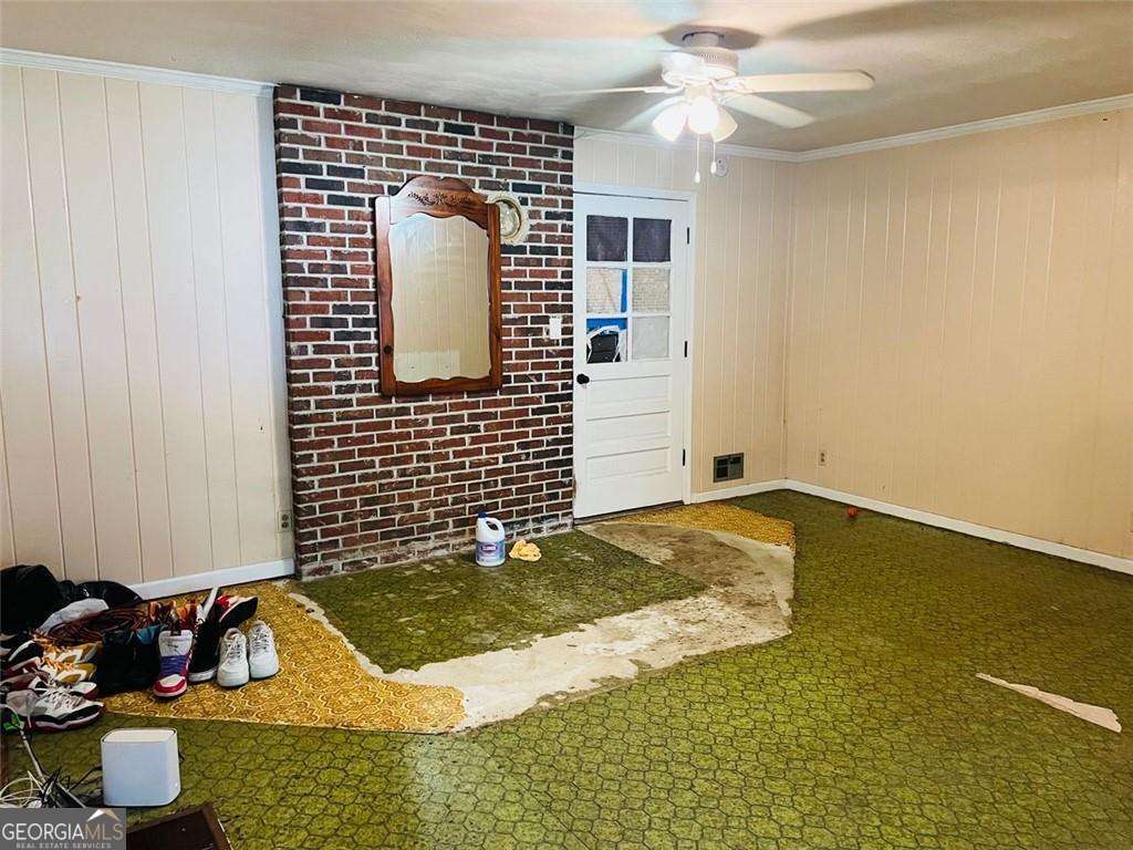 356 Shannon WAY