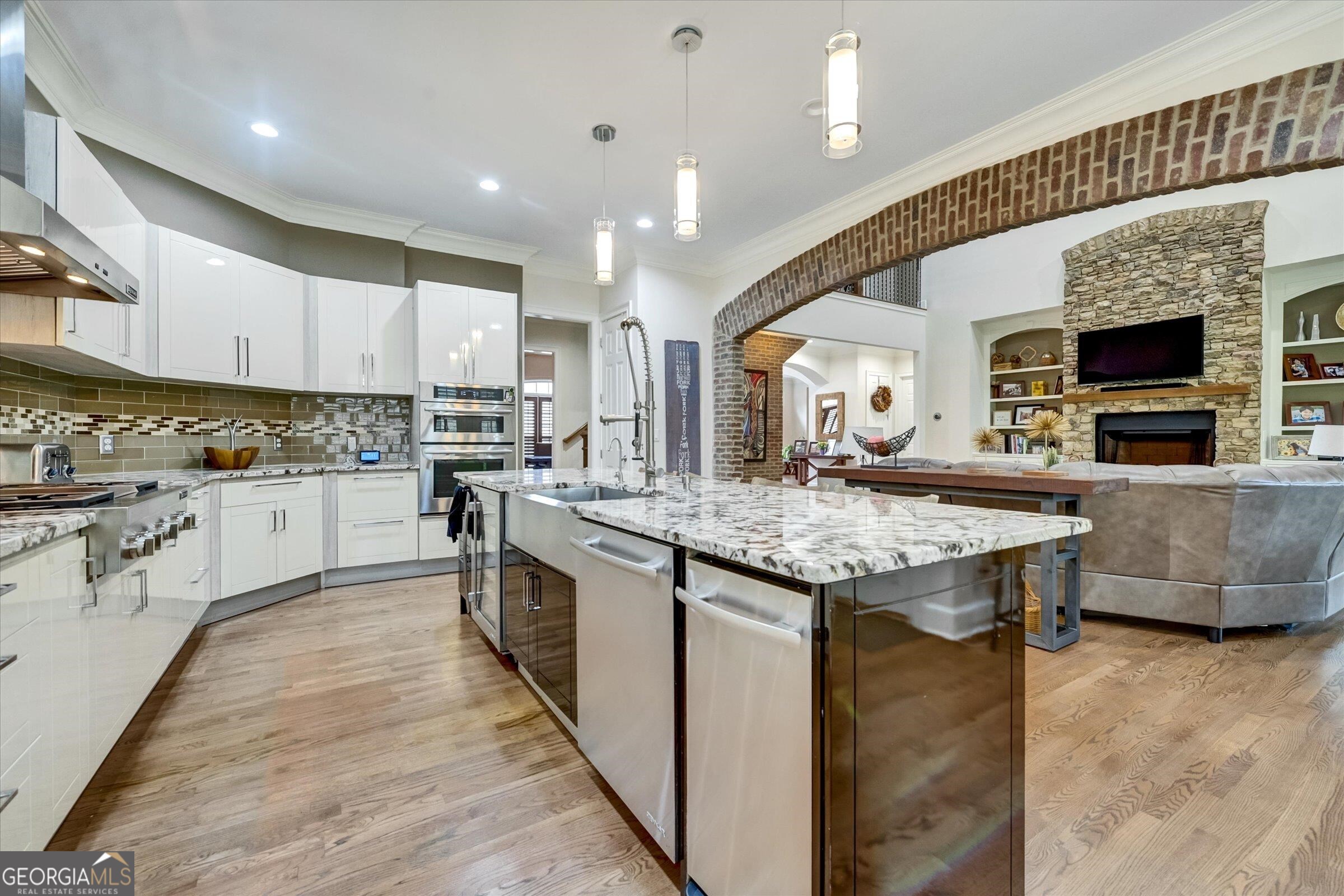 The Manor, Centennial - Residential