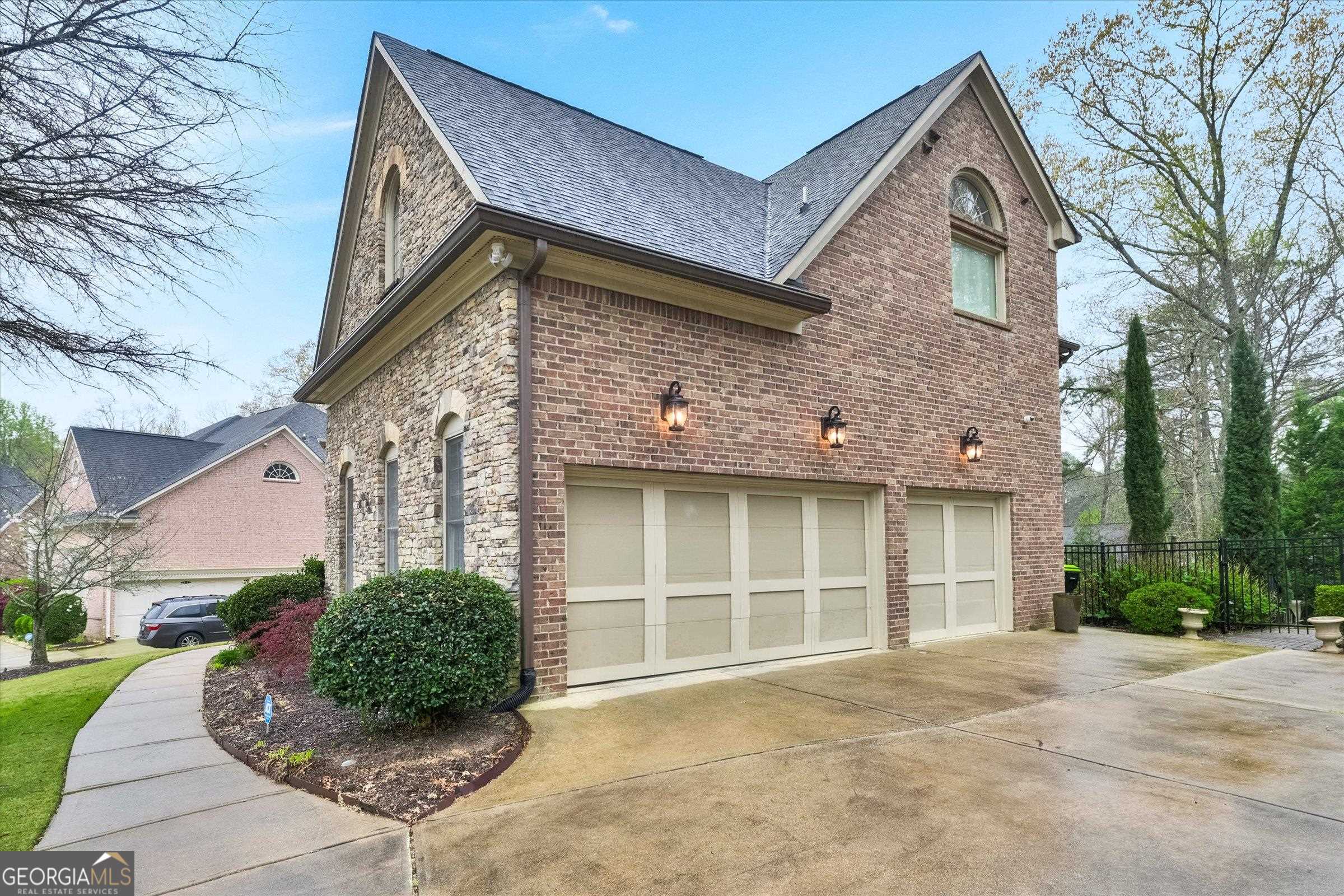 The Manor, Centennial - Residential