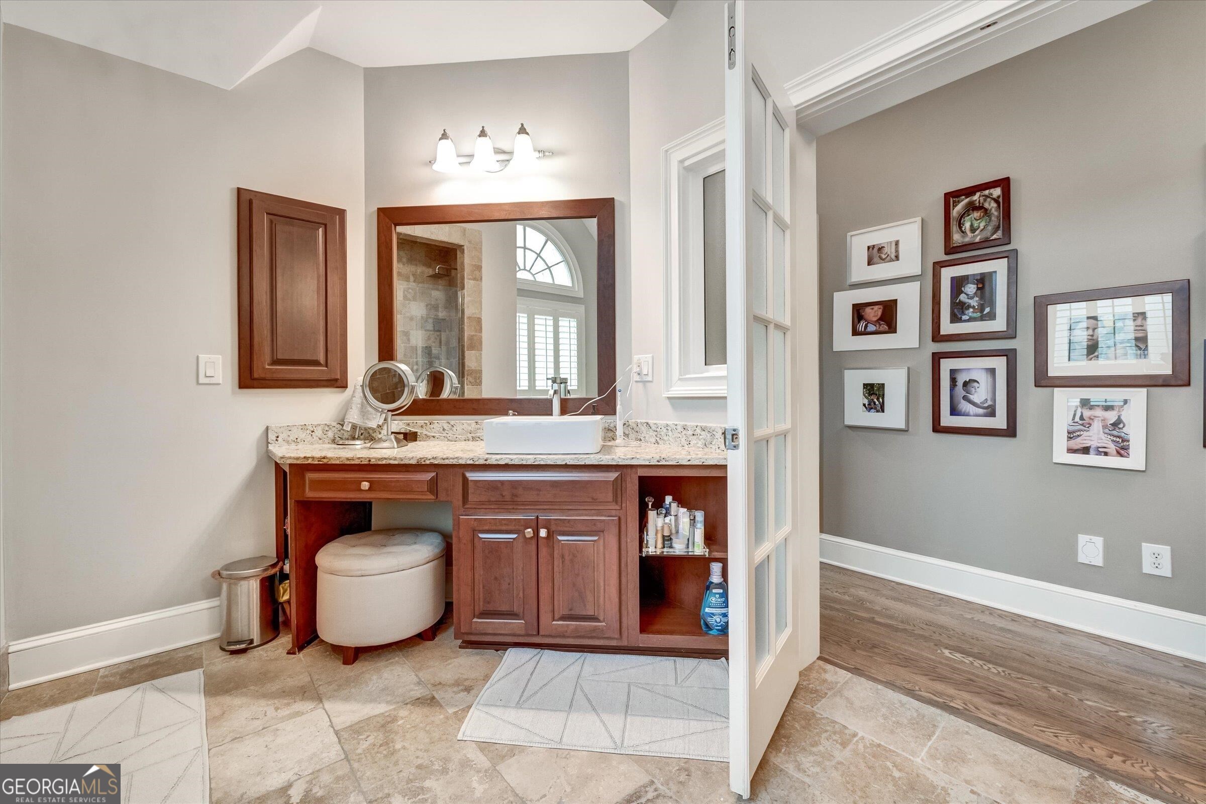 The Manor, Centennial - Residential