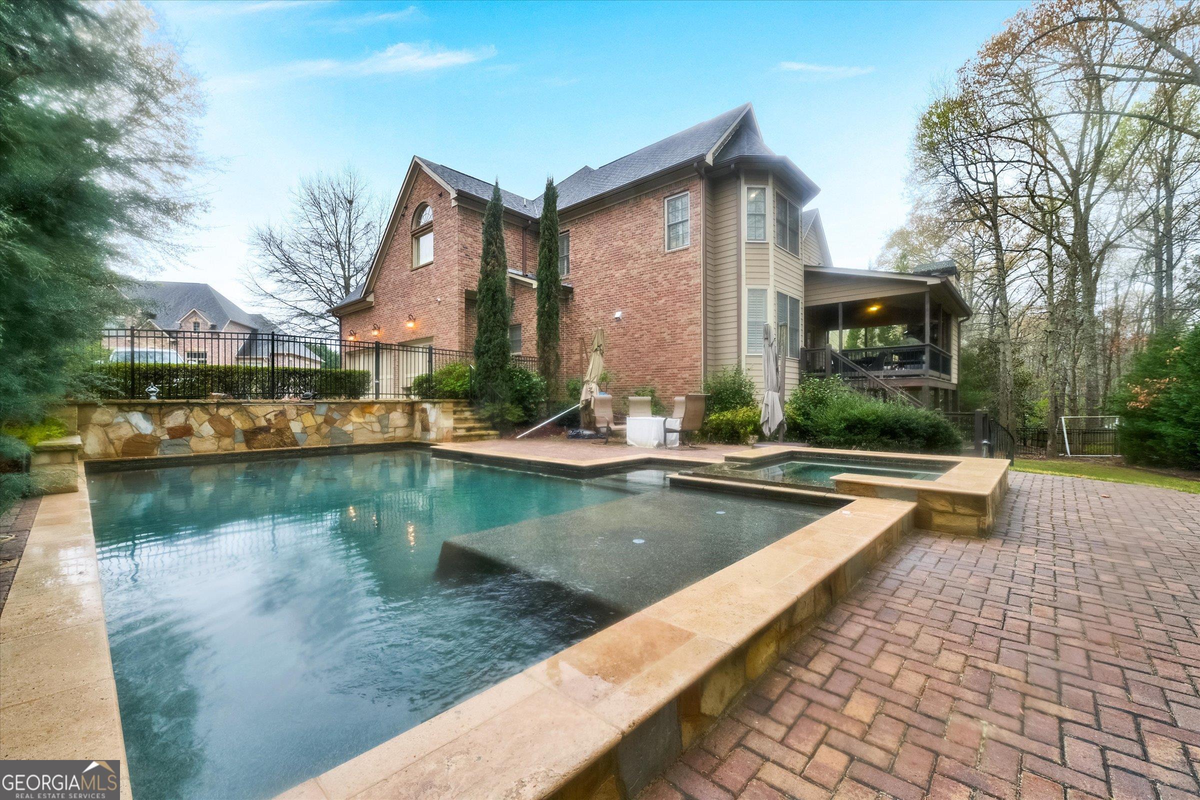 The Manor, Centennial - Residential