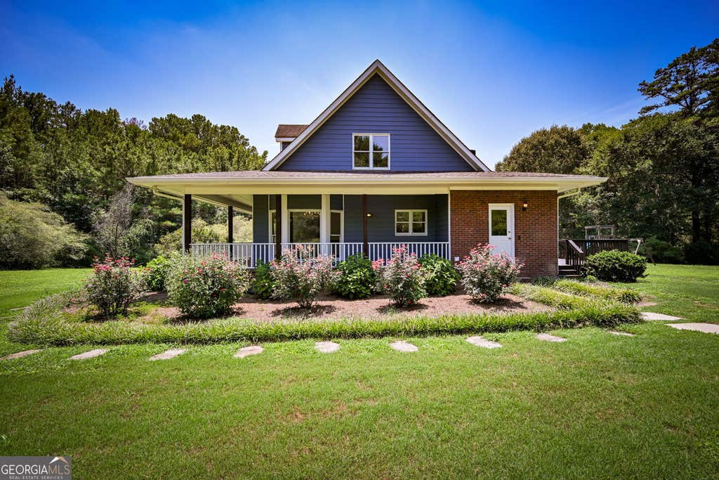 Photo of 160 River Ln, Covington, GA 30016 (MLS # 10818782)
