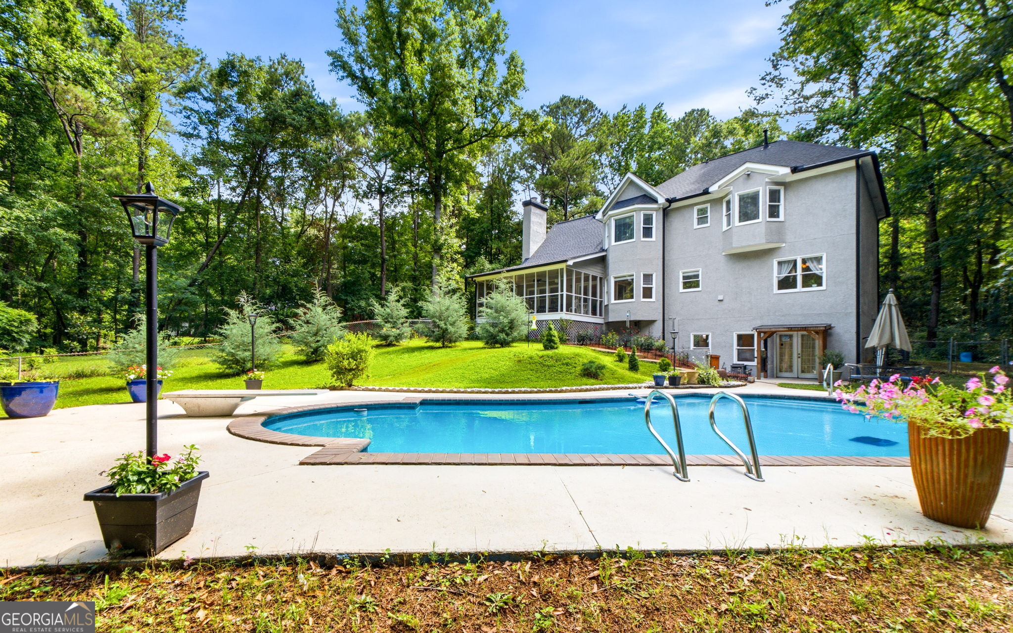 80 Allie DR