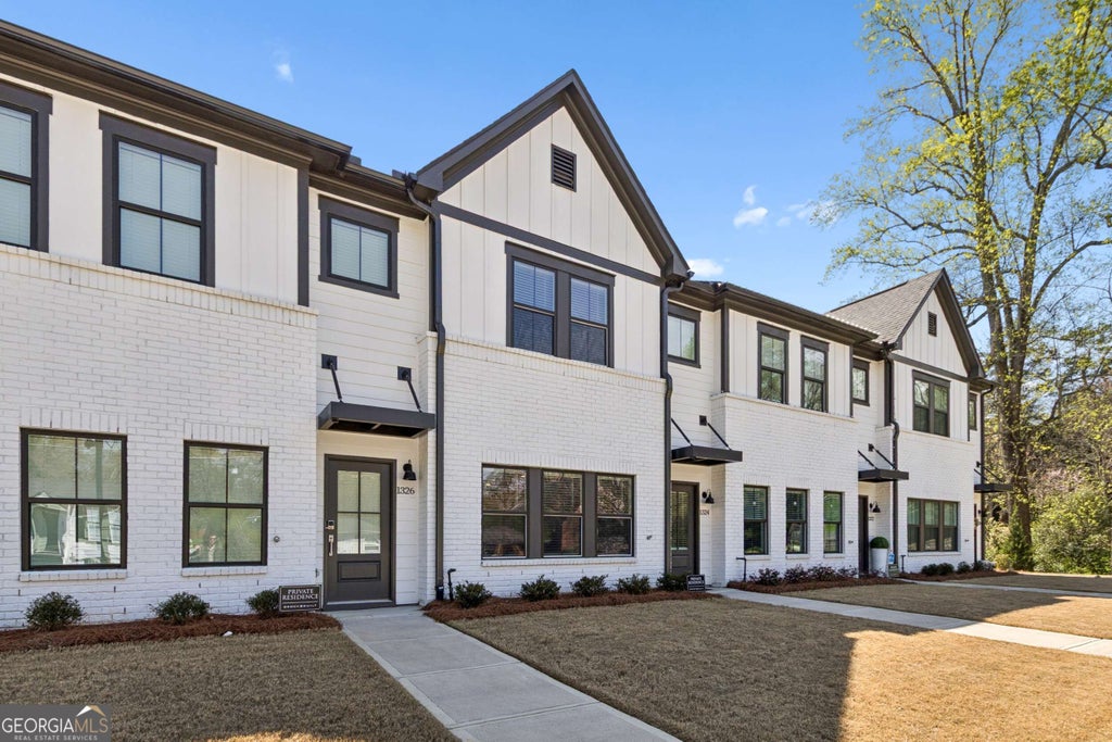 Photo of 1324 Parc Bench Road, Atlanta, GA 30316 (MLS # 10845841)