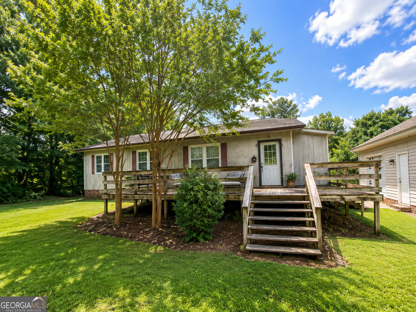 455 Wildwood DR