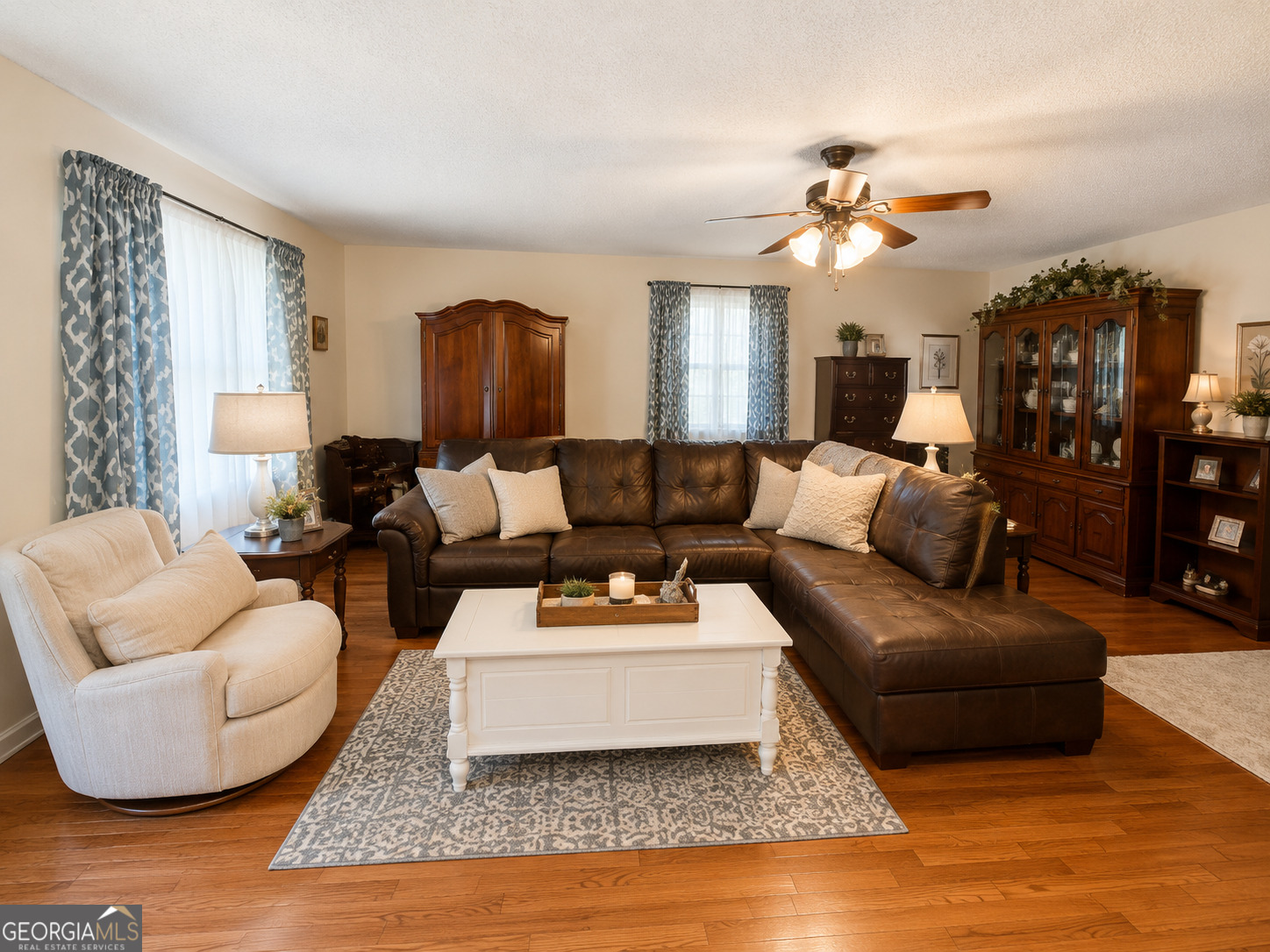 455 Wildwood DR