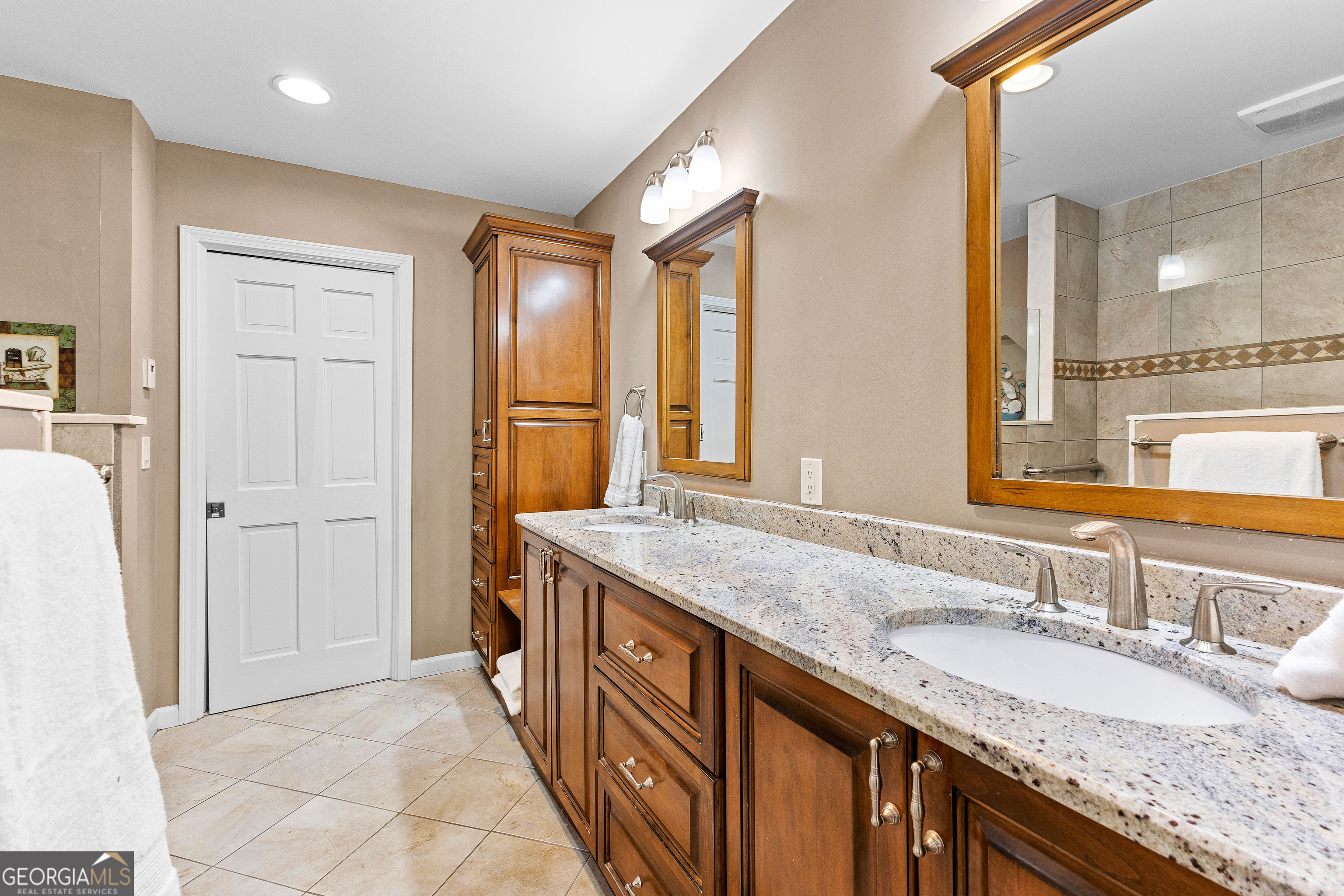 Peachtree City, Georgia 30269, United States, 4 Bedrooms Bedrooms, ,3 BathroomsBathrooms,Residential,Active,92372