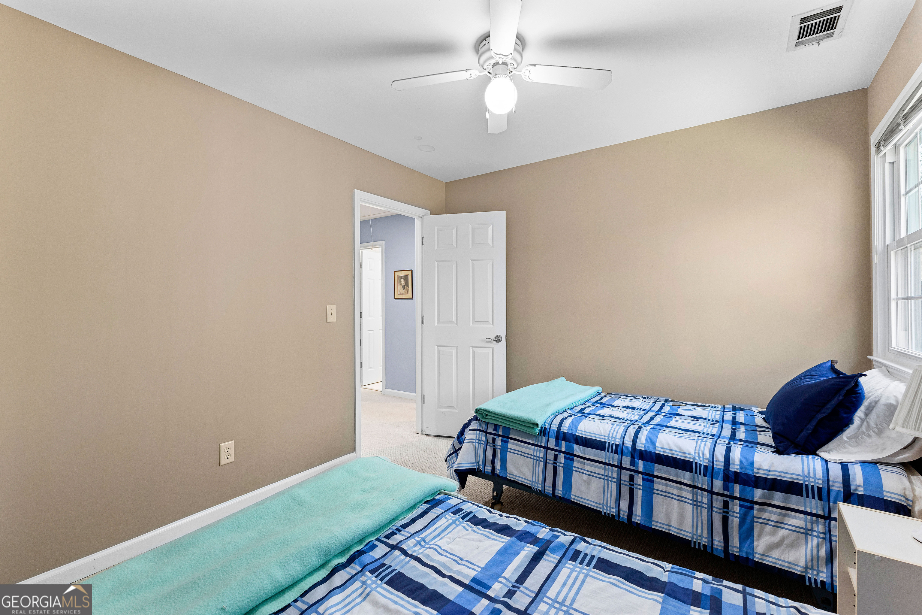 Peachtree City, Georgia 30269, United States, 4 Bedrooms Bedrooms, ,3 BathroomsBathrooms,Residential,Active,92372