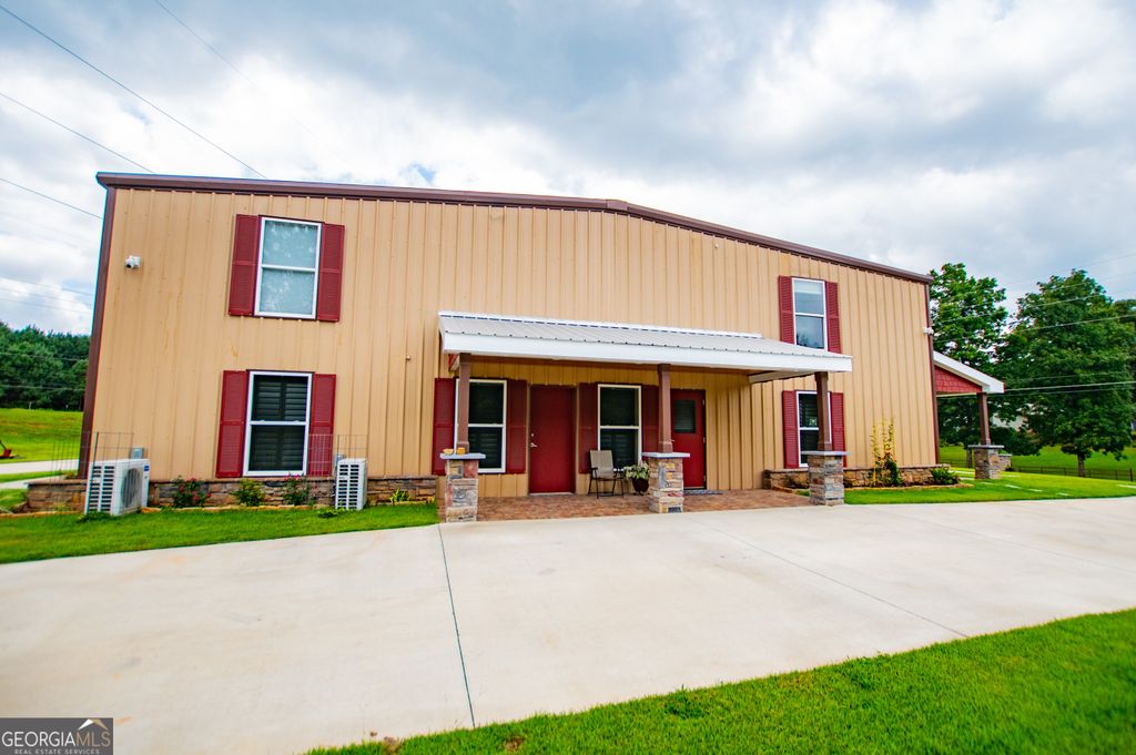 Photo of 2070 Lovvorn Road, Carrollton, GA 30117 (MLS # 10692863)