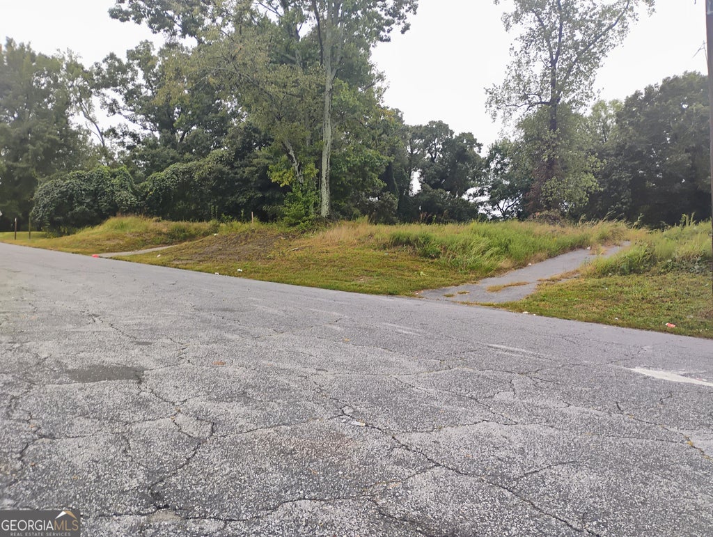Photo of 2725 Grand Avenue SW, Atlanta, GA 30315 (MLS # 10870834)