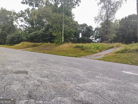 Photo of 2725 Grand Avenue SW, Atlanta, GA 30315 (MLS # 10870834)