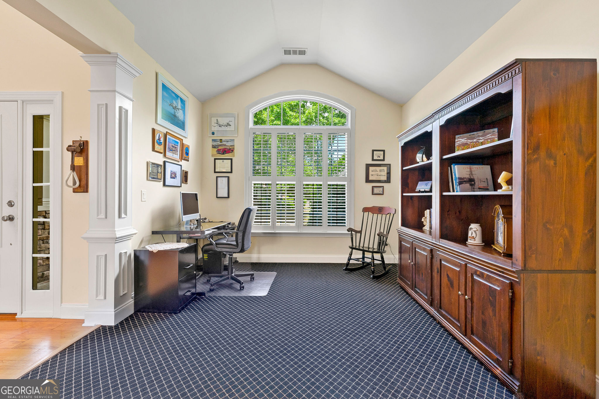 7878 Brass Lantern DR