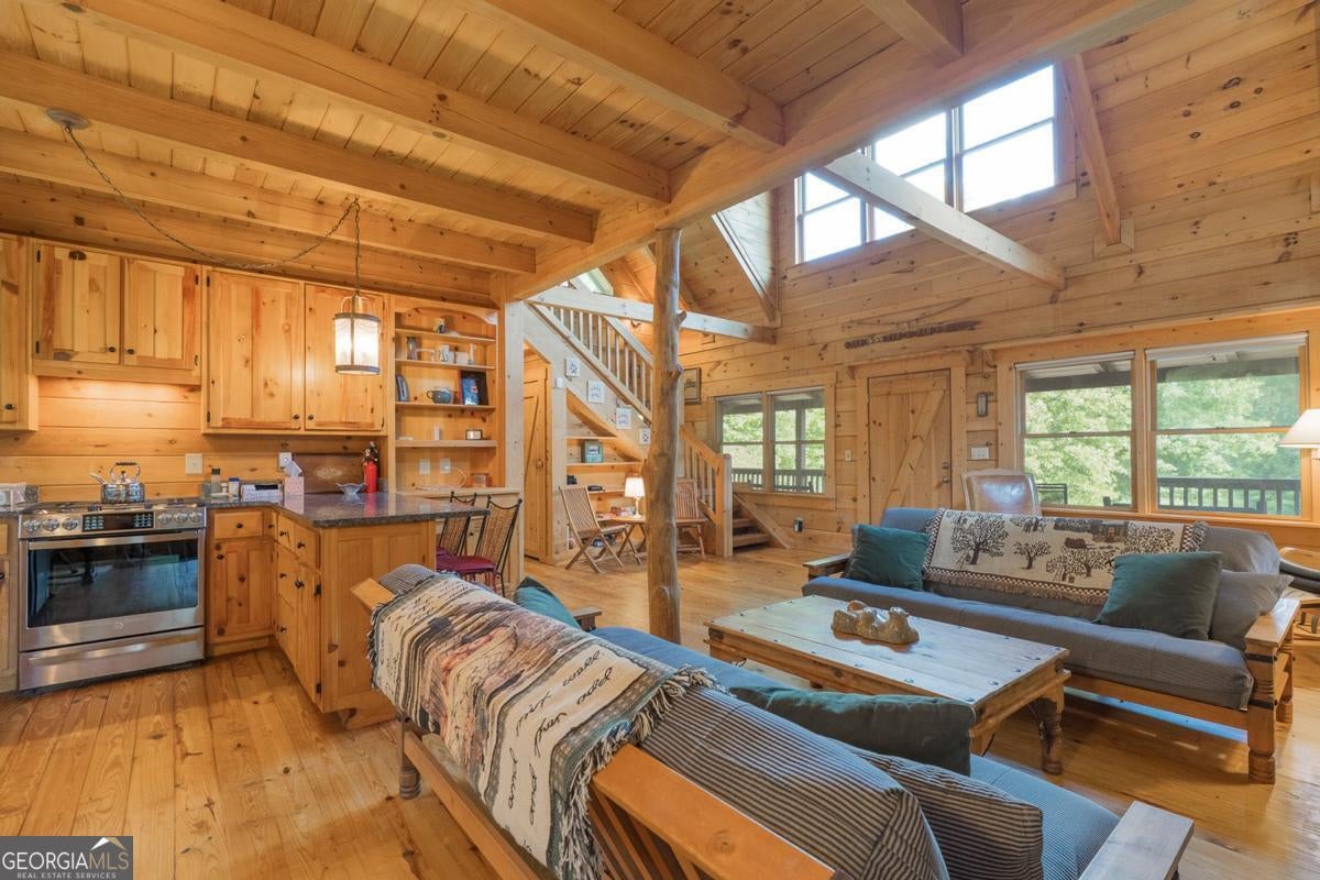 196 Creek Camp Rd, Ellijay, GA, 30536, USA, 2 Bedrooms Bedrooms, ,1 BathroomBathrooms,Residential,Active,196 Creek Camp Rd,10818609