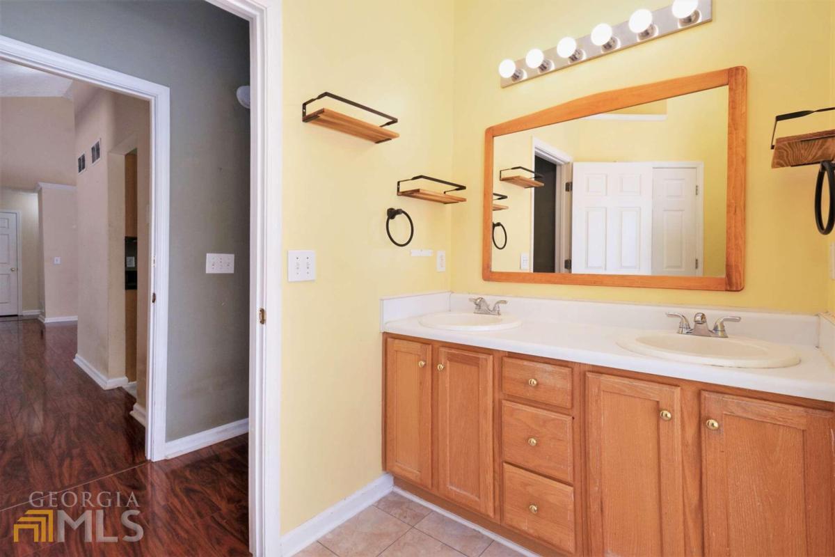 McAdams Ron Prop Sub - Residential