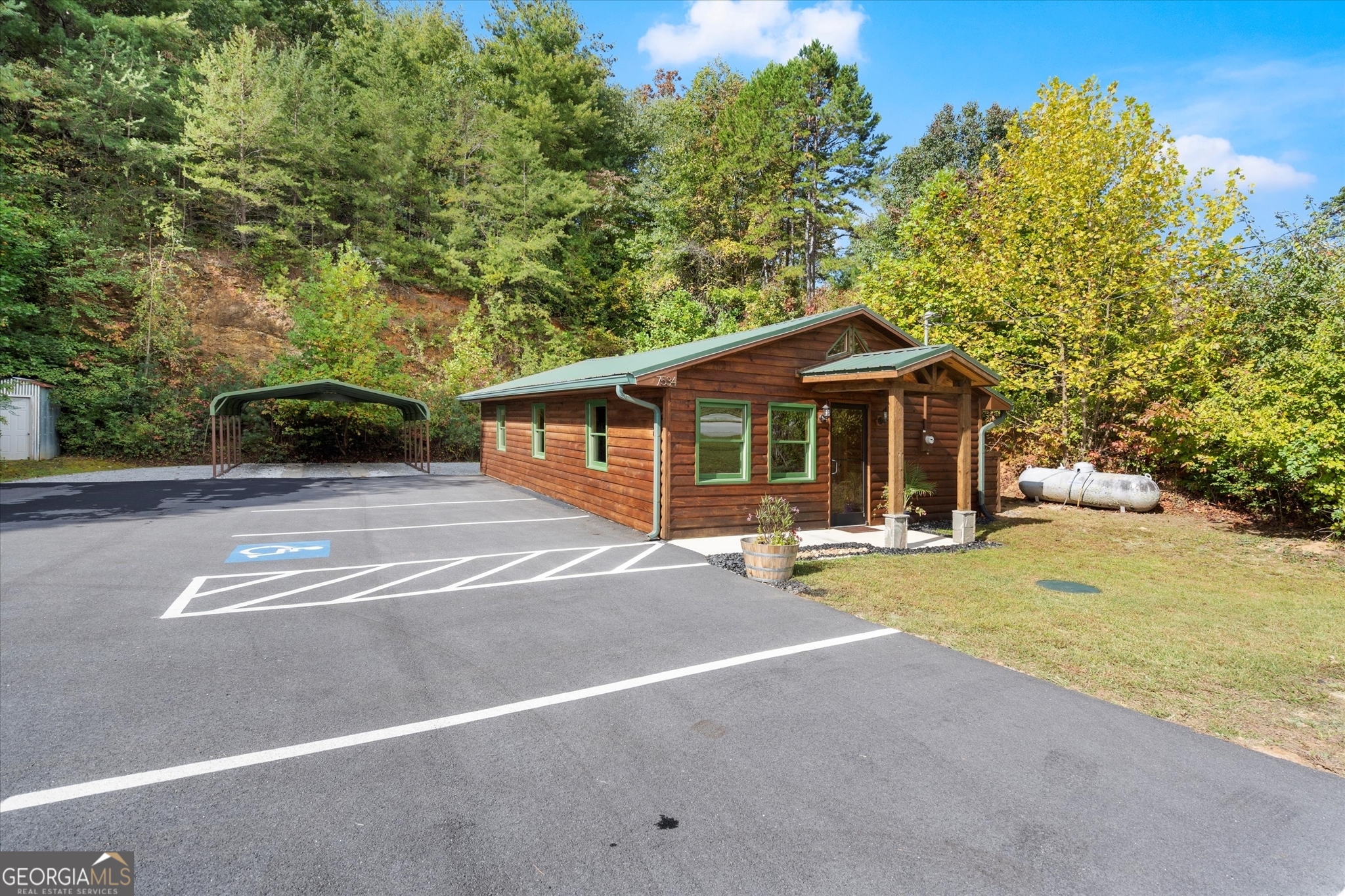 Lakemont, Georgia 30552, United States, ,Commercial,Active,225756