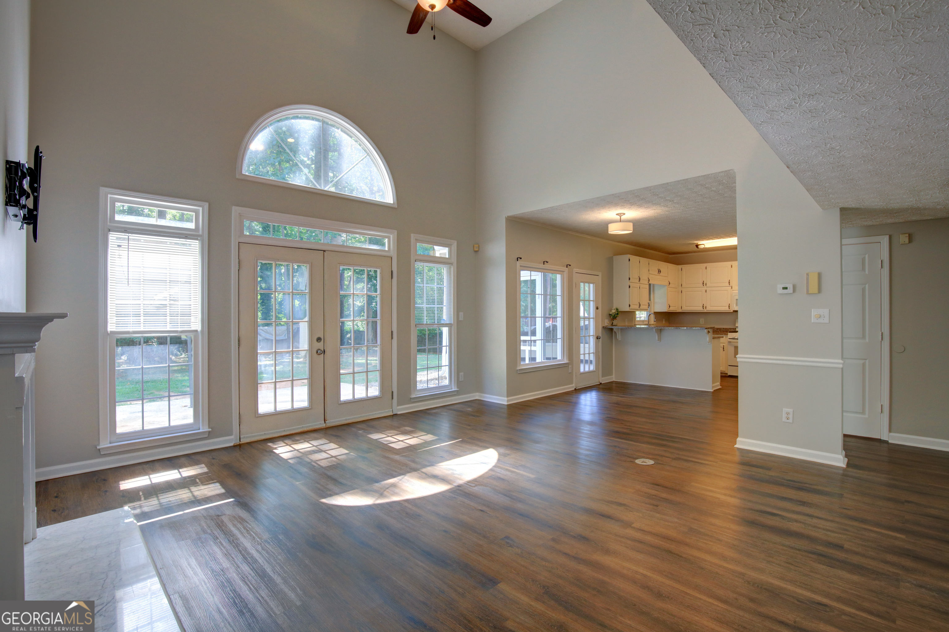 Photo 8 of 43 of 315 Lora Smith RD house